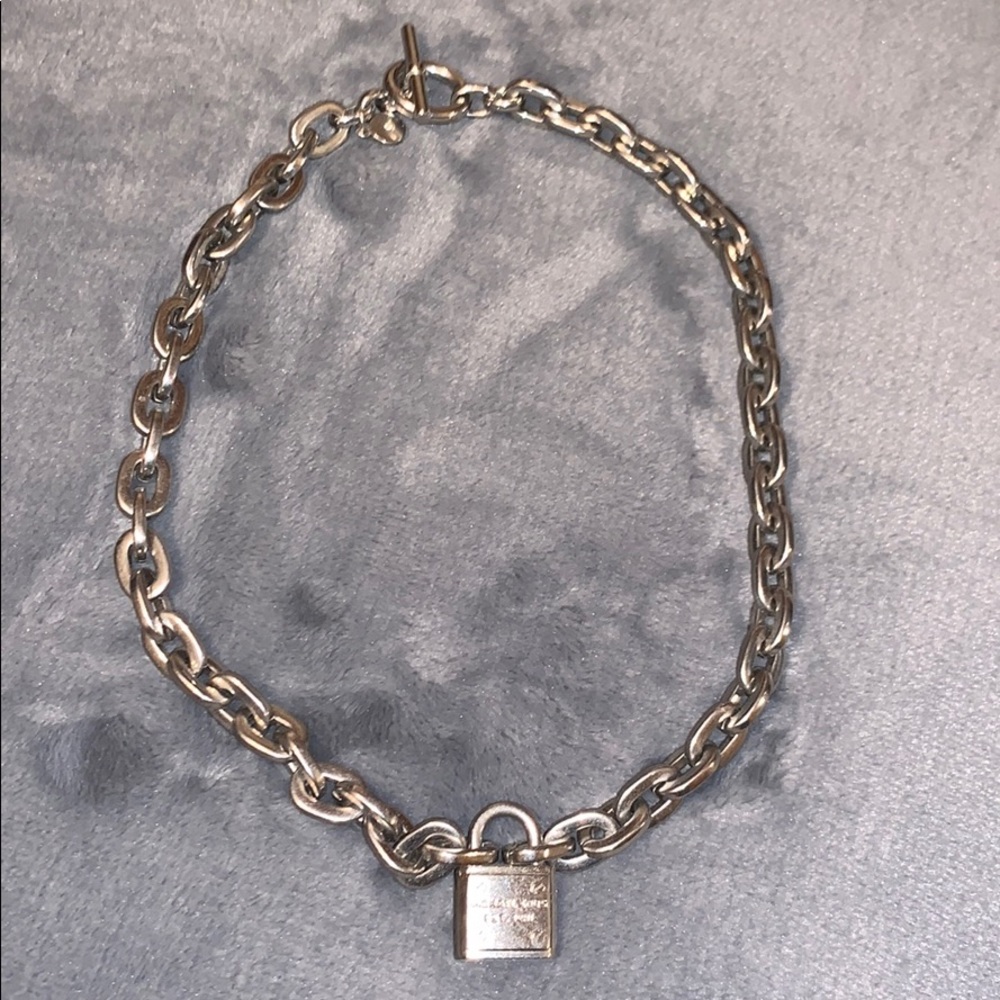 Michael Kors padlock choker silver